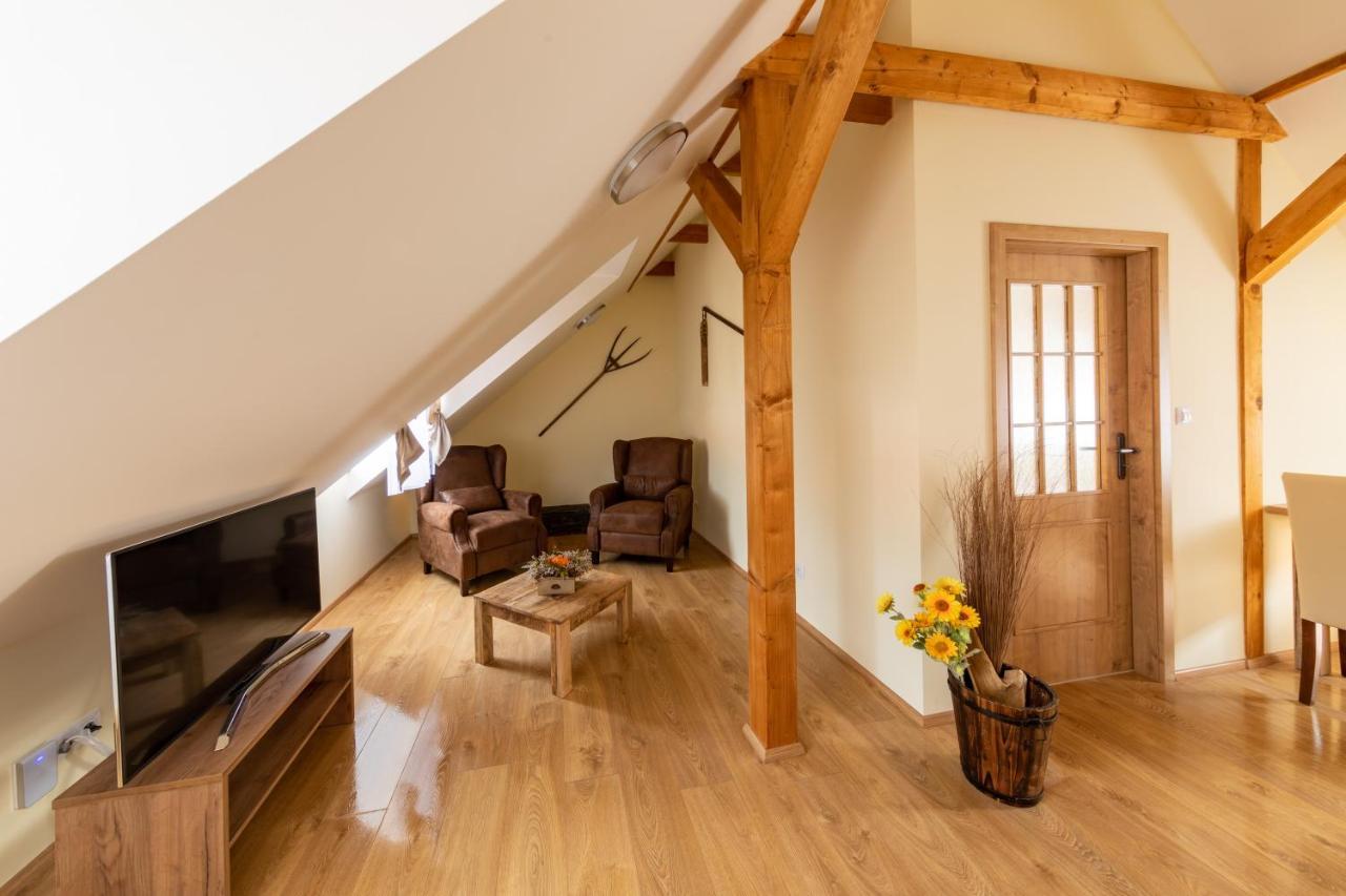 Residence Tvrz Skocice Kültér fotó